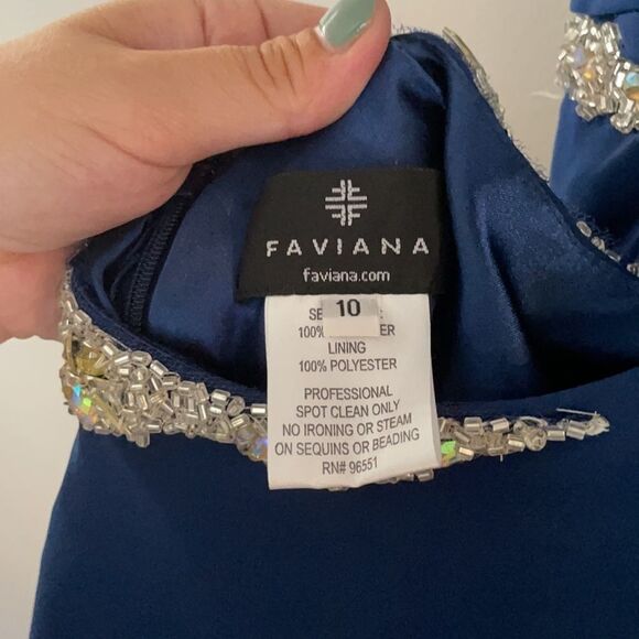 Faviana Navy Prom Dress  - Picture 7 of 8